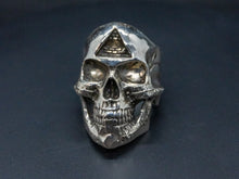 画像をギャラリービューアに読み込む, Echo of Bran the Blessed's Skull Ring | Welsh Mythology