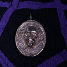 Load image into Gallery viewer, Pendant of the Sky King Kings of Alchemy